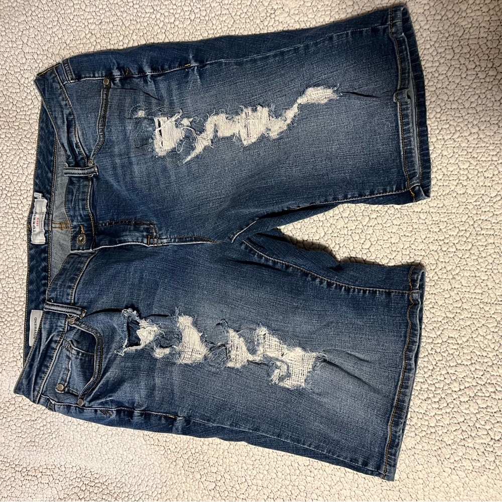 Torrid Boyfriend Distressed Denim Shorts Size 20